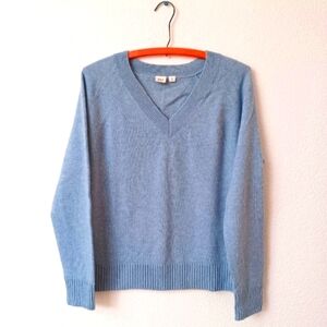 Gap Light Blue Cashmere Blend V-neck Sweater Size M